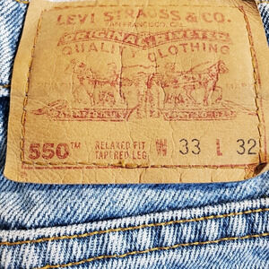 5. 1995 ~Vintage Levi's 💙 550 ~ 33 x 32 ~ September ~